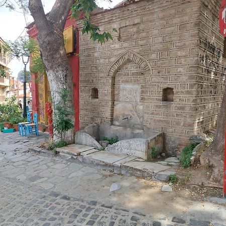 Budget Apartment To The Center Tesalonika Bagian luar foto