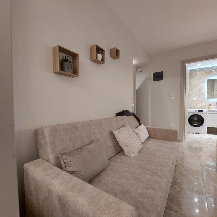 Budget Apartment To The Center Tesalonika Bagian luar foto