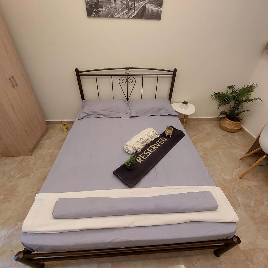 Budget Apartment To The Center Tesalonika Bagian luar foto
